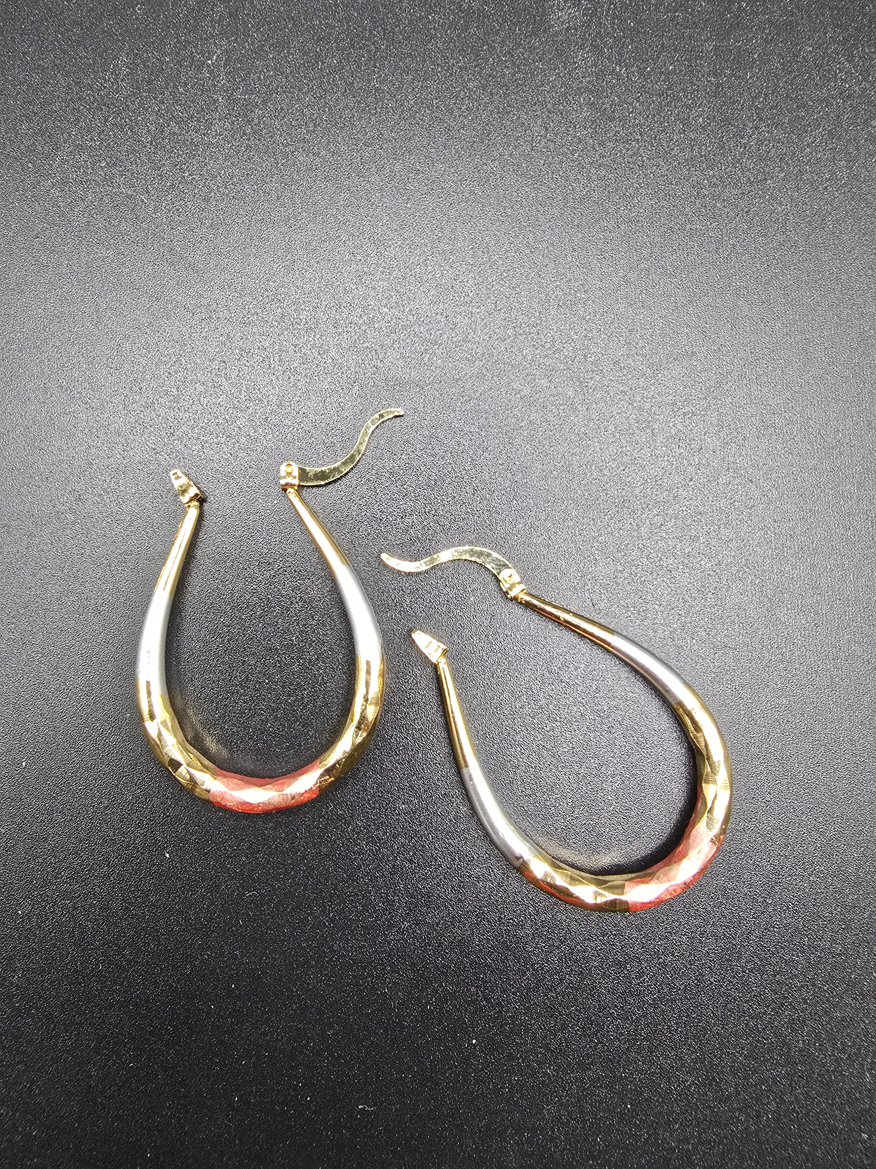 Tri-Color Twisted Teardrop Hoop Earrings Latch Back Nickel-Free Metal 1.5in