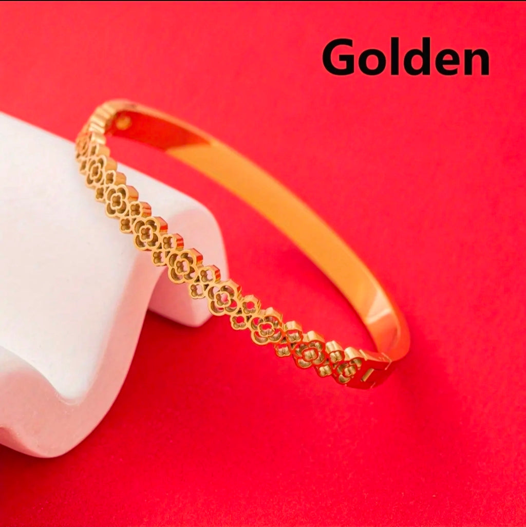 Gold Floral Bangle Bracelet Metal Flower Design 6cm Fashion Jewelry